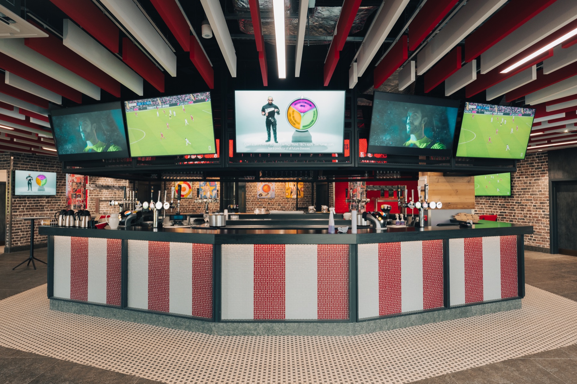 WyreStorm SYGMA cloud management interface on a display